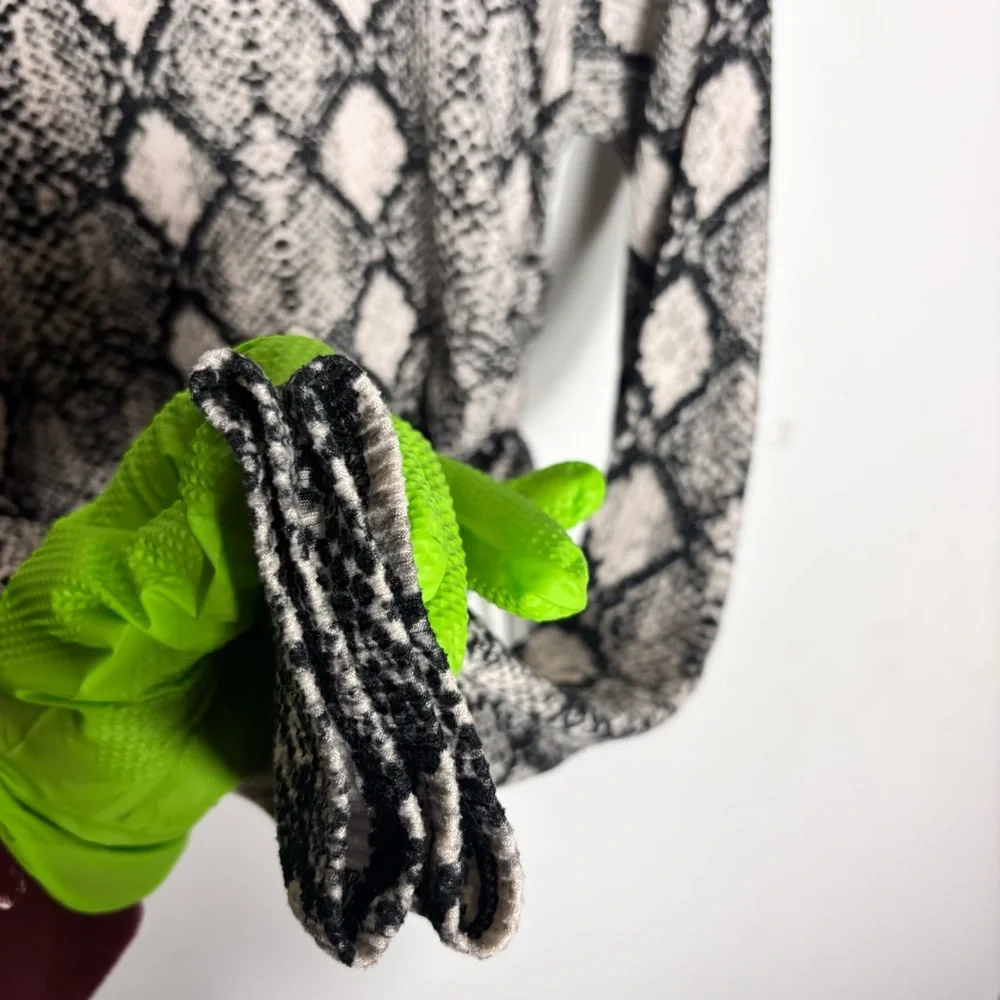 Snake Print Long Sleeve blouse with adjustable side ties  cool tones - Picture 4 of 6